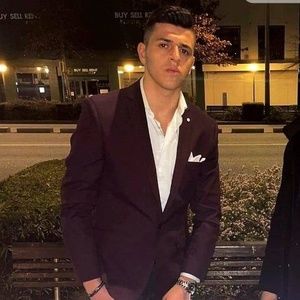 Meet your Posher, Anthony